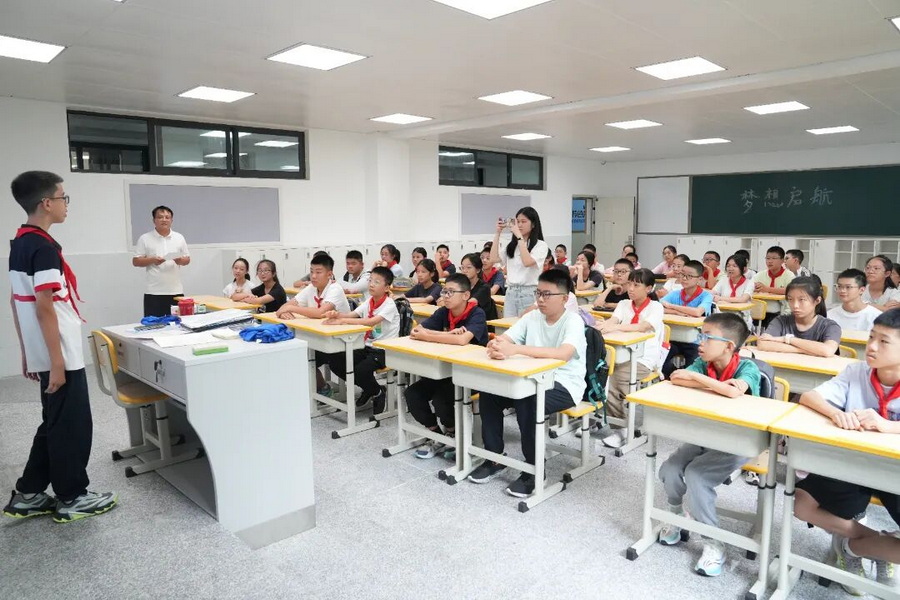 微信图片_2025-10-15_163744_574_调整大小.jpg