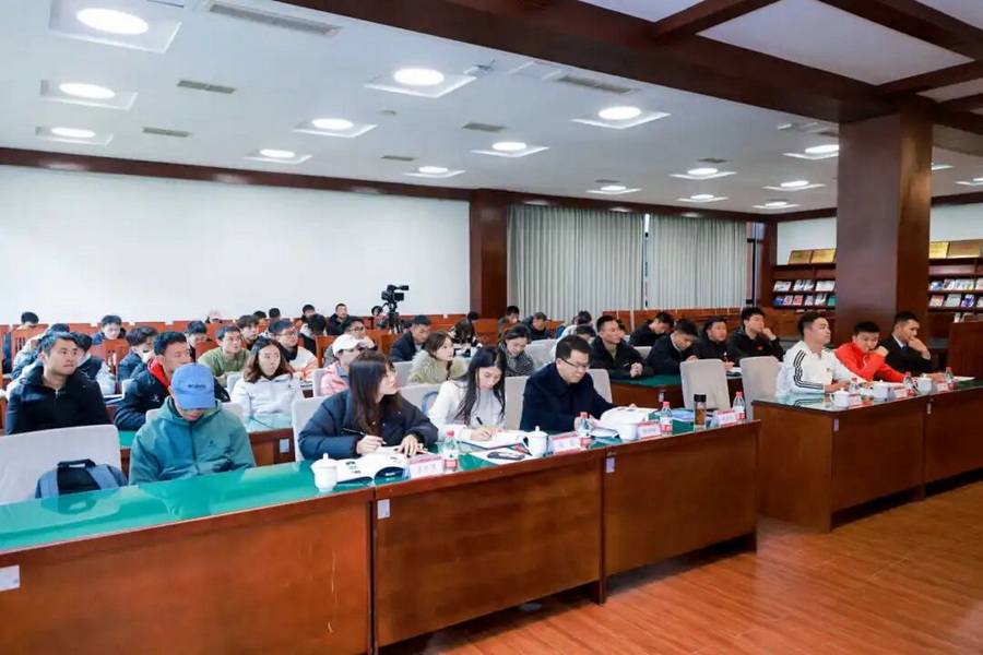 微信图片_2025-12-18_103653_041_调整大小.jpg